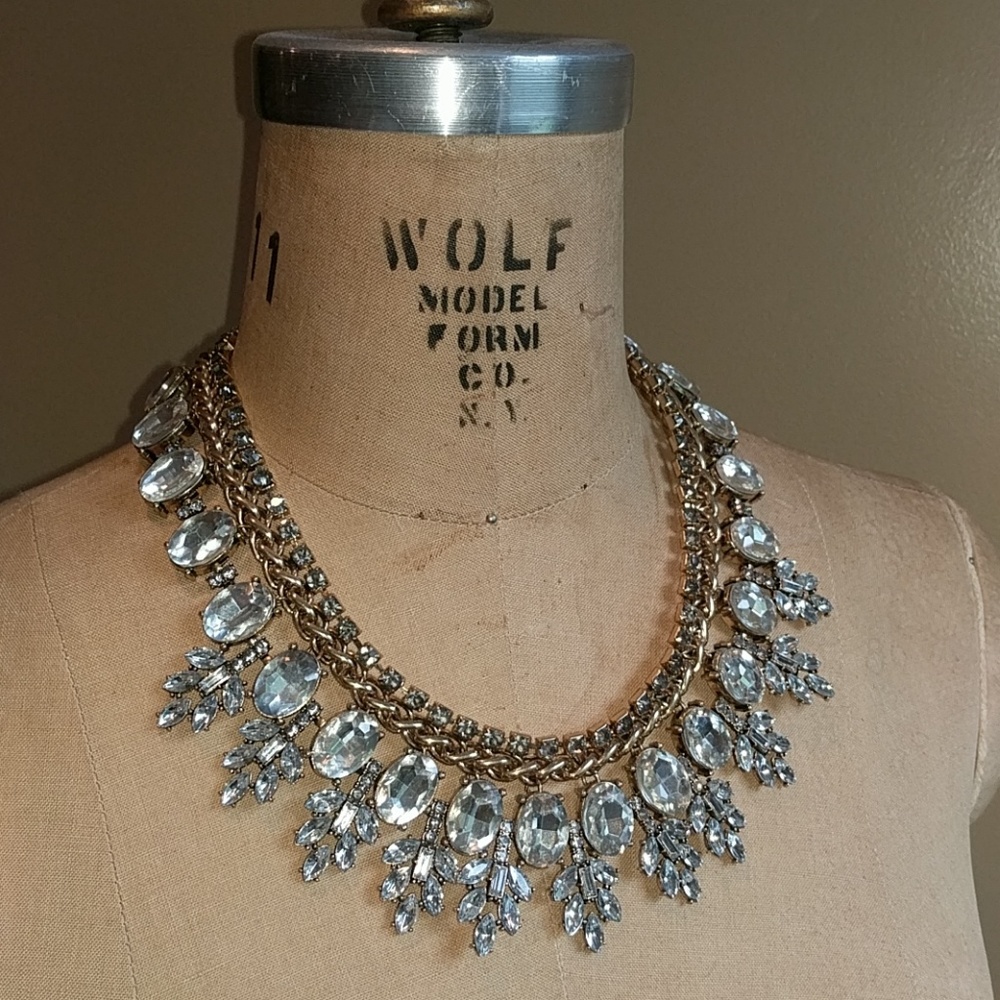 Statement necklace